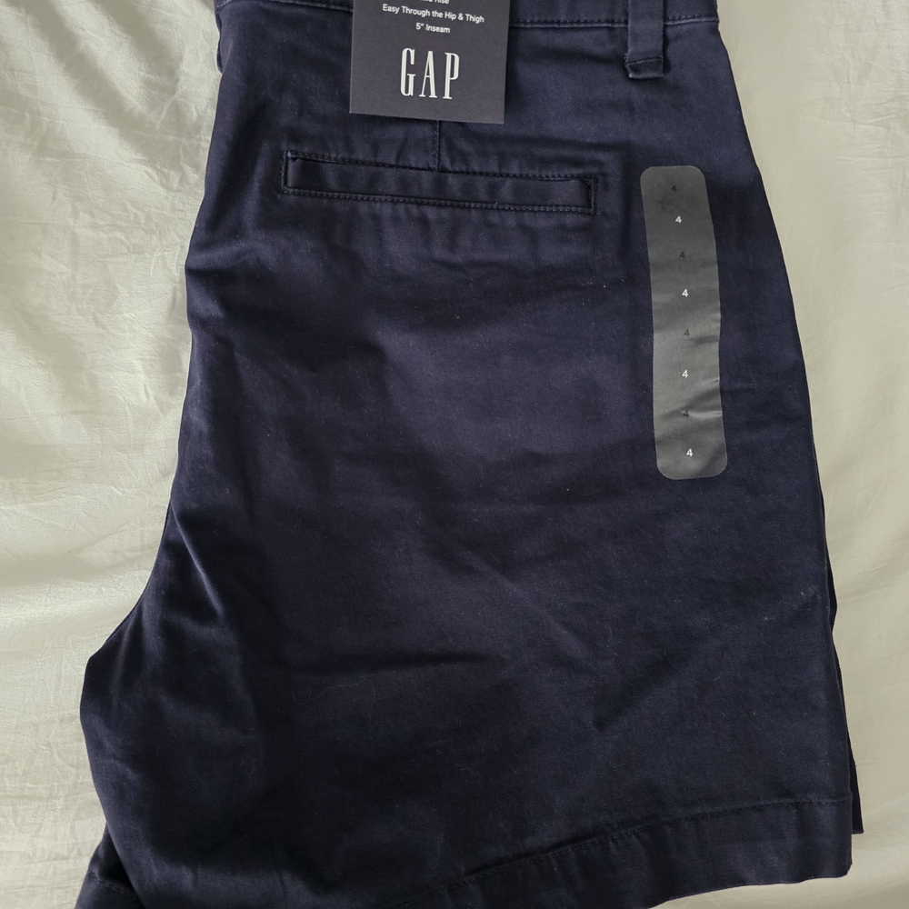 GAP Women's Navy Blue Bermudas